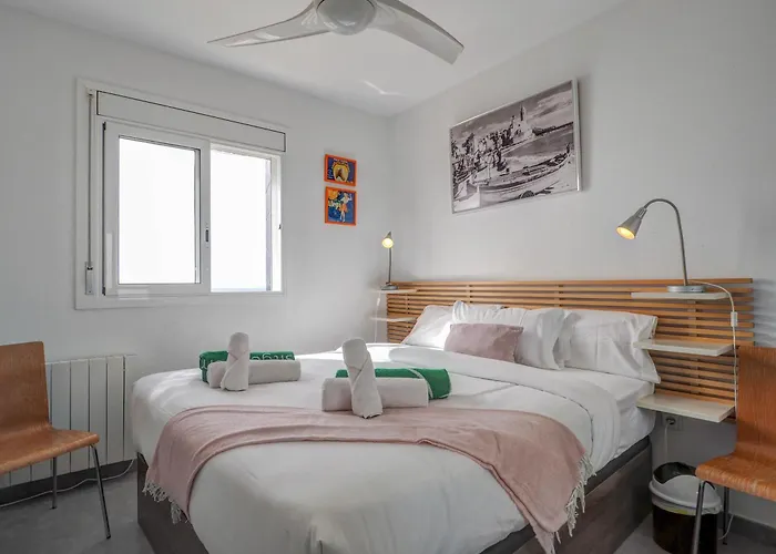 Marina Duplex By Hello Homes 公寓 锡切斯