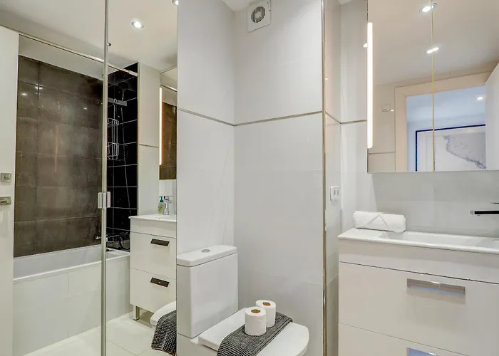 公寓 Marina Duplex By Hello Homes 锡切斯